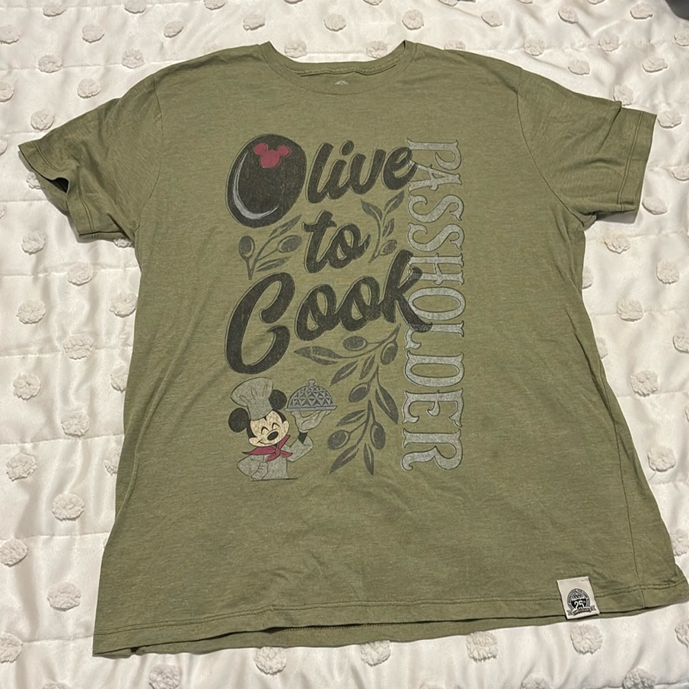 EPCOT Passholder T Shirt